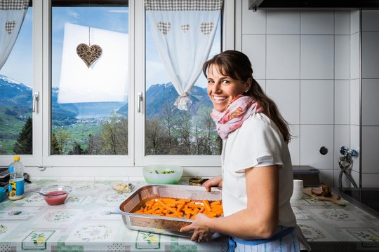 Bild von «SRF bi de Lüt – Landfrauenküche»: Eliane Schürpf aus Rickenbach