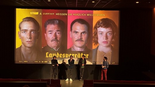 Bild von «Landesverräter» mit KINO SRG: 50 SRG-Mitglieder erlebten die Vorpremiere im Kino Bourbaki in Luzern