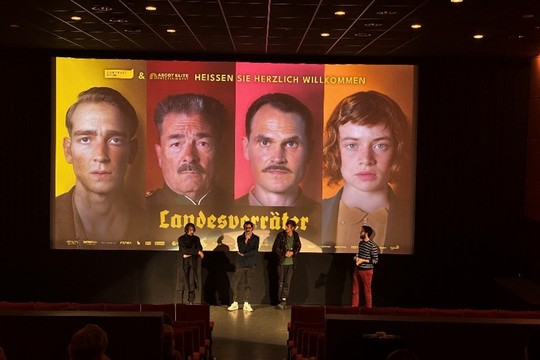 Bild von «Landesverräter» mit KINO SRG: 50 SRG-Mitglieder erlebten die Vorpremiere im Kino Bourbaki in Luzern