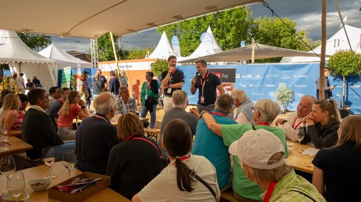 Bild von Gespannt wie ein Tennisracket: Die SRG Zug am «Zug Open» 2025